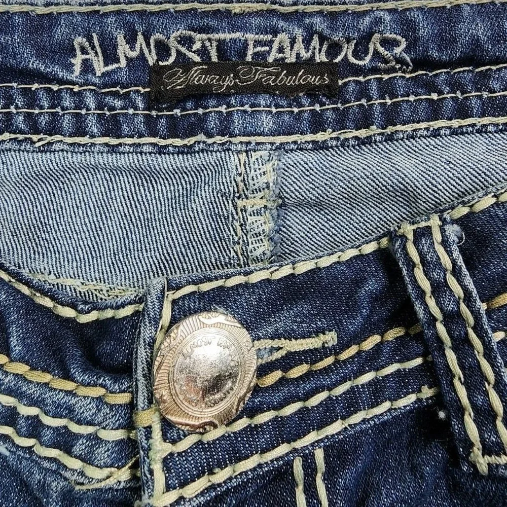 Almost Famous‎ Skinny Jeans Blue Womens Size 9 Thick Stitch Rhinestone Wing Y2K